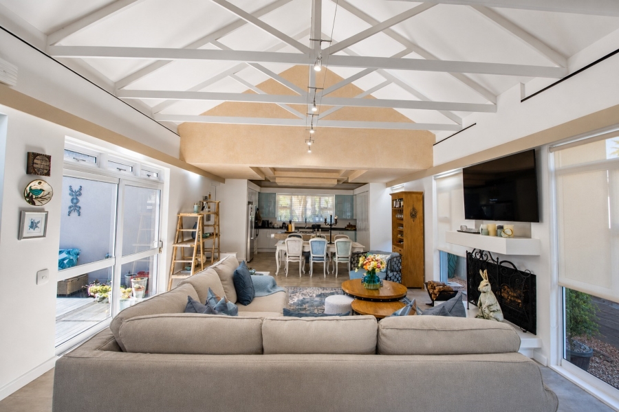 4 Bedroom Property for Sale in Marina Martinique Eastern Cape